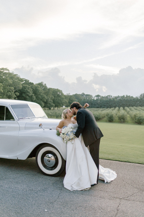 Rachel and Matthew’s elegant wedding day at Hadden Estate in Watkinsville, Georgia